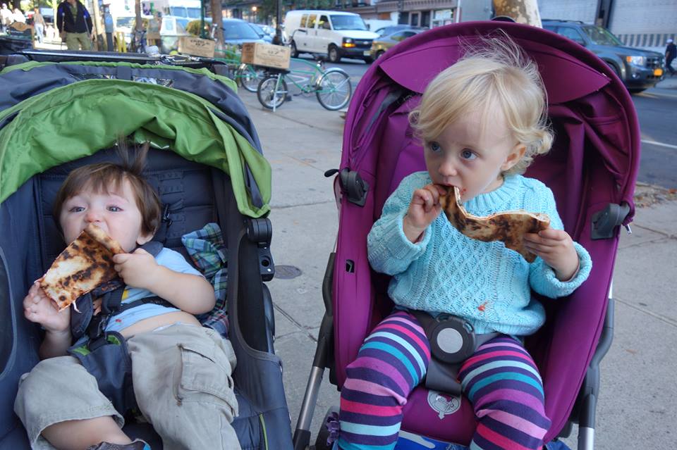 kids eating pizza in brooklyn