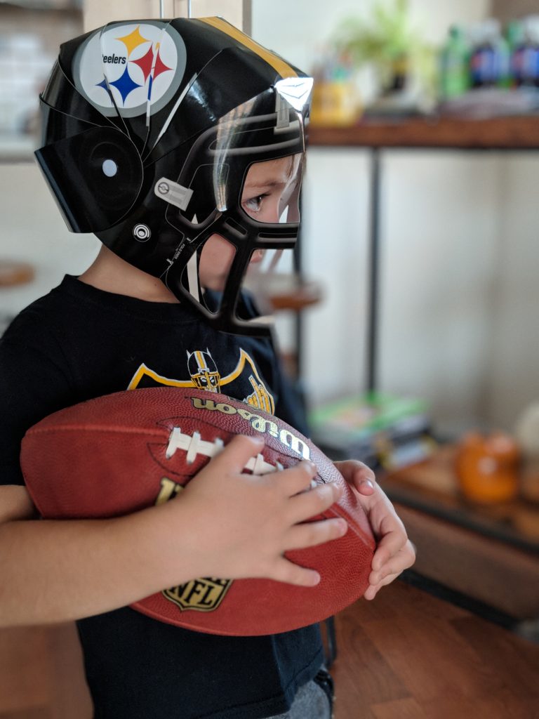 FanHeads Football Helmets