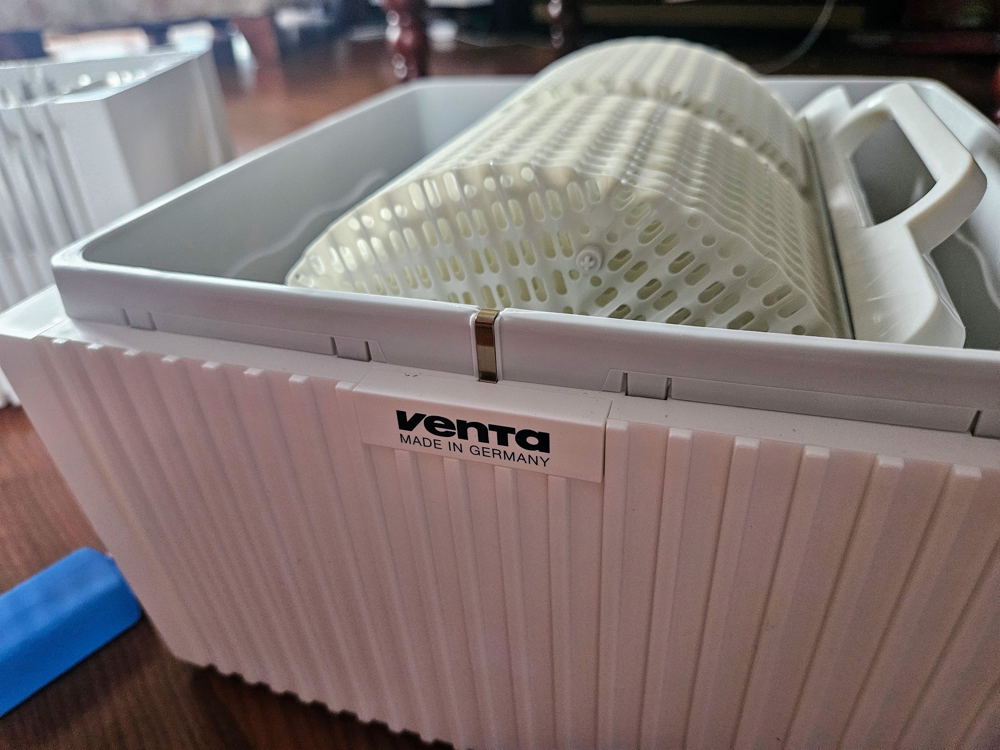 upclose look at the filter inside the venta humidifier.